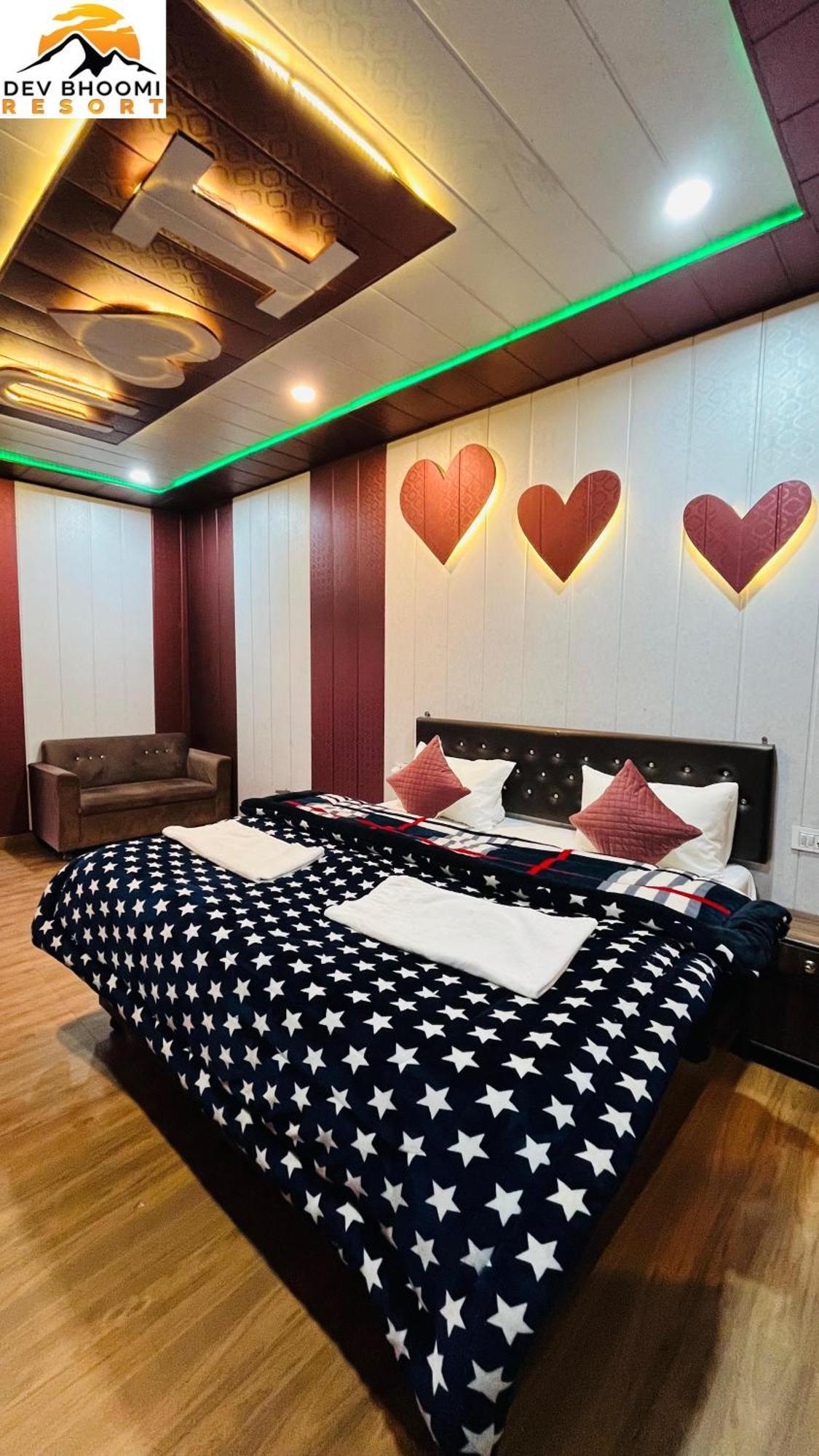 Dev Bhoomi Resort Kanatal Buitenkant foto