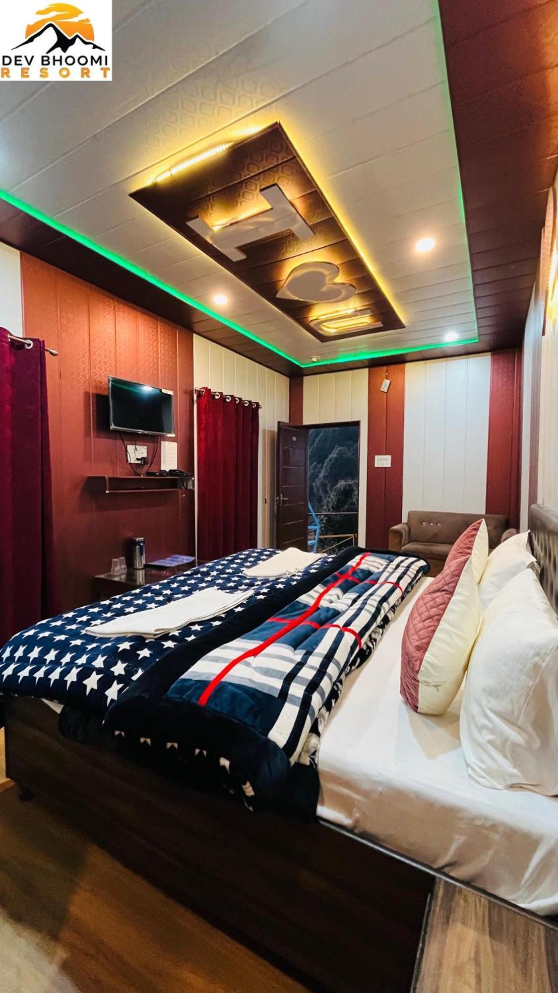 Dev Bhoomi Resort Kanatal Buitenkant foto