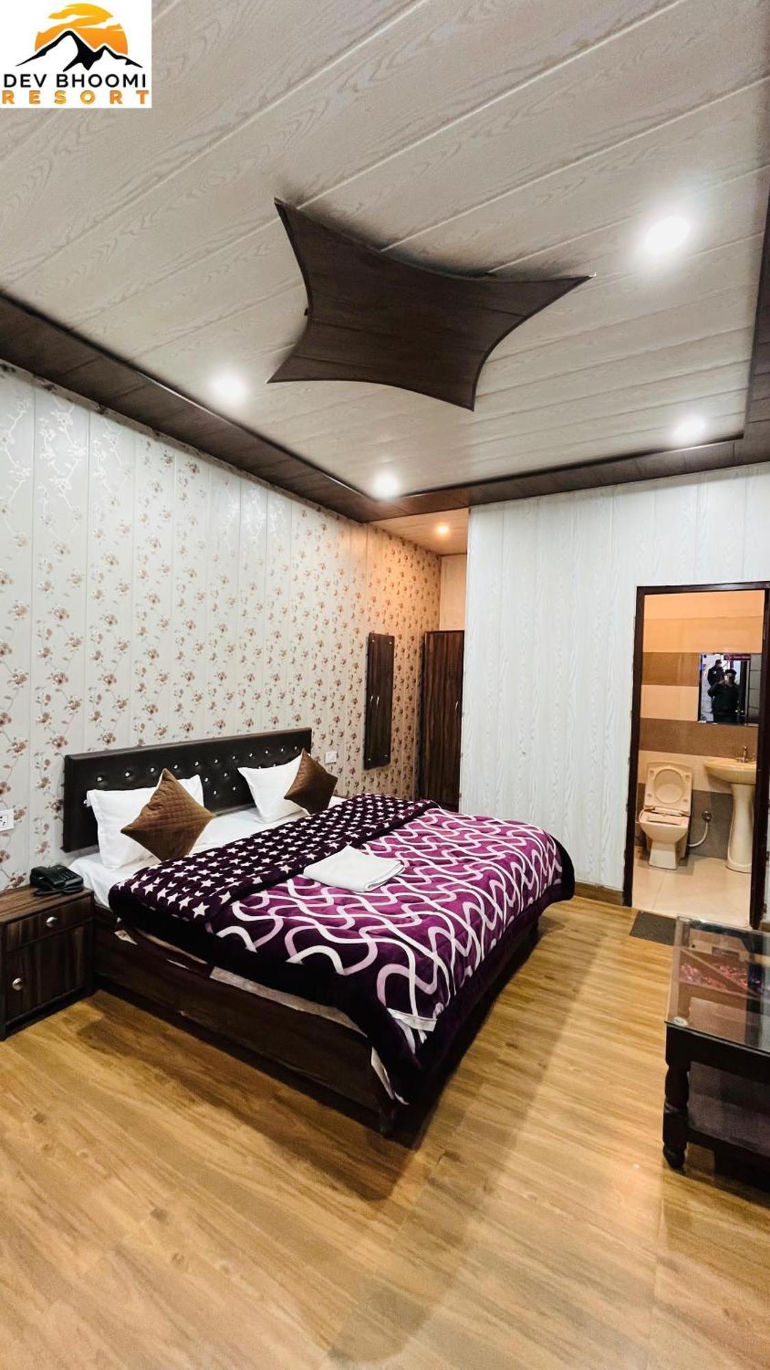 Dev Bhoomi Resort Kanatal Buitenkant foto